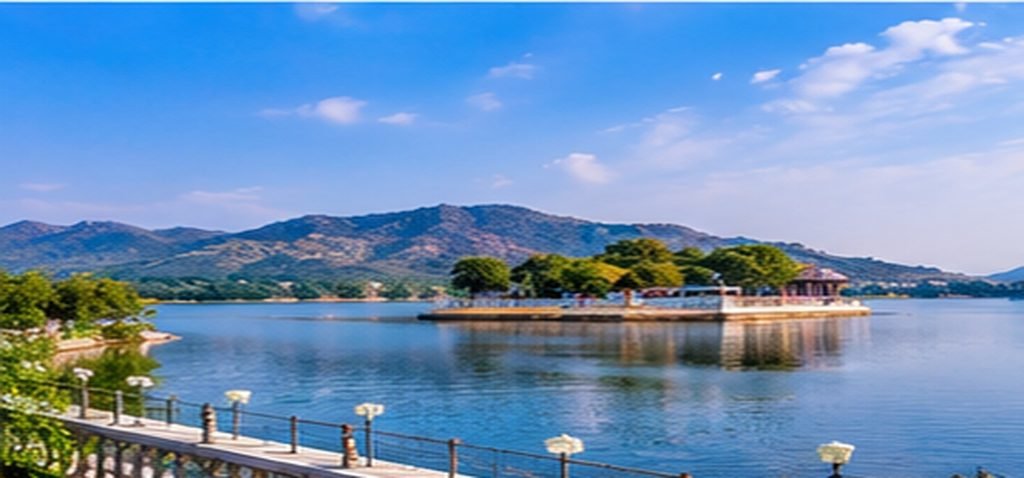 Best Places to Visit in Udaipur,
Fateh Sagar Lake,